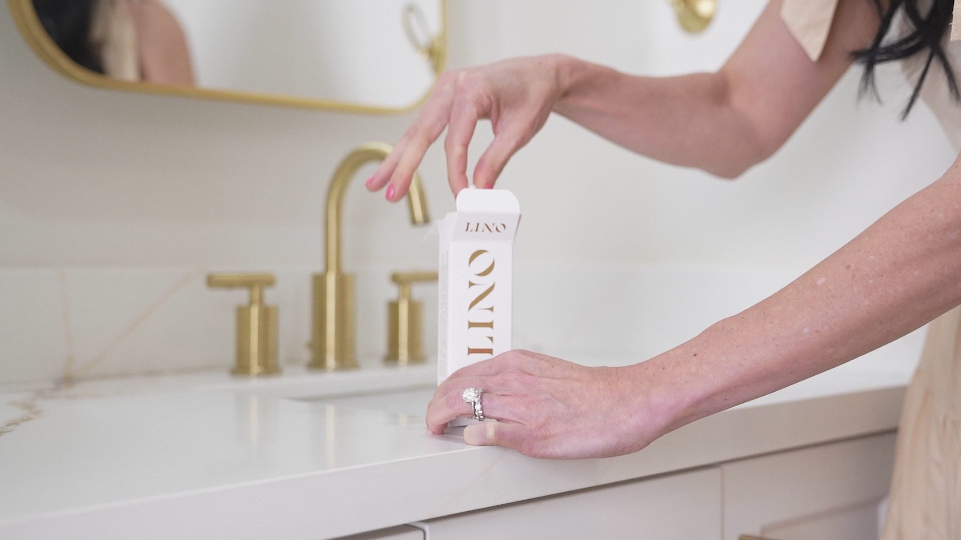 Load video: All-In-One Serum with SPF 50